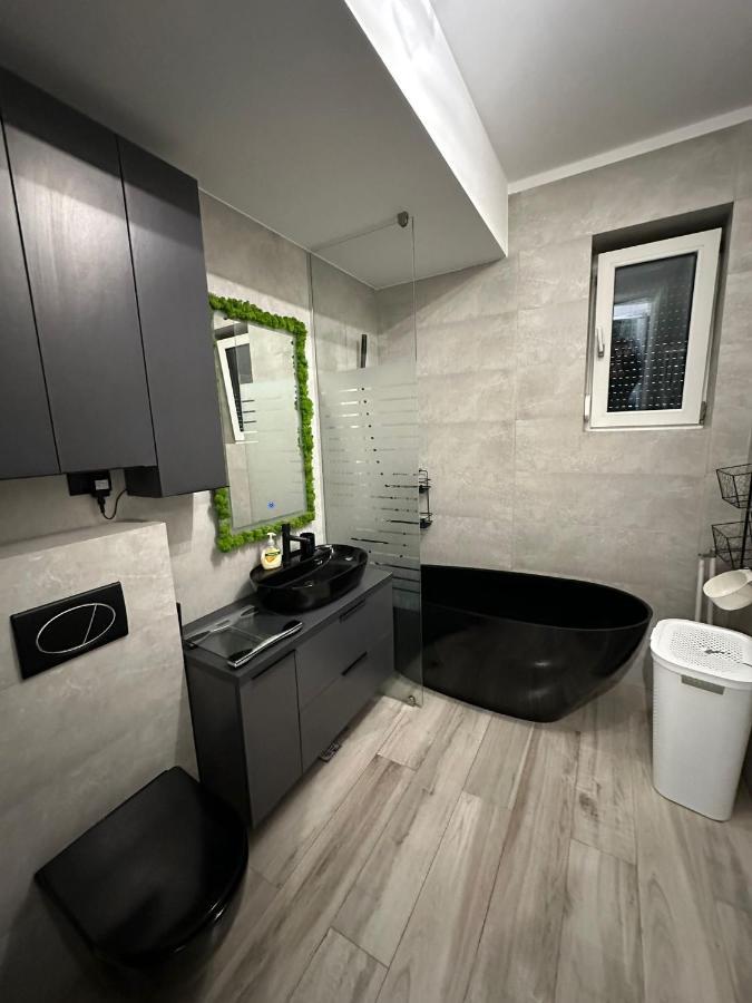 Apartament Ella C&C Residence Năvodari Zewnętrze zdjęcie