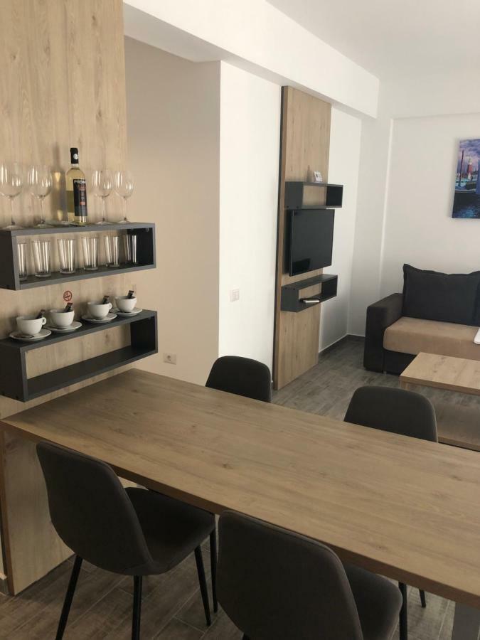 Apartament Ella C&C Residence Năvodari Zewnętrze zdjęcie