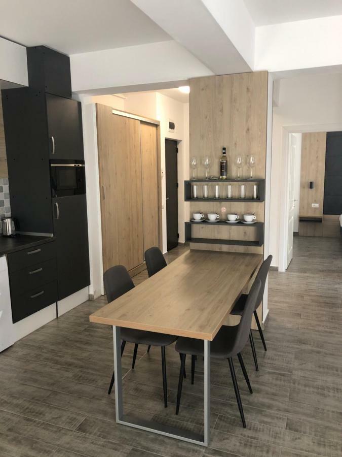 Apartament Ella C&C Residence Năvodari Zewnętrze zdjęcie