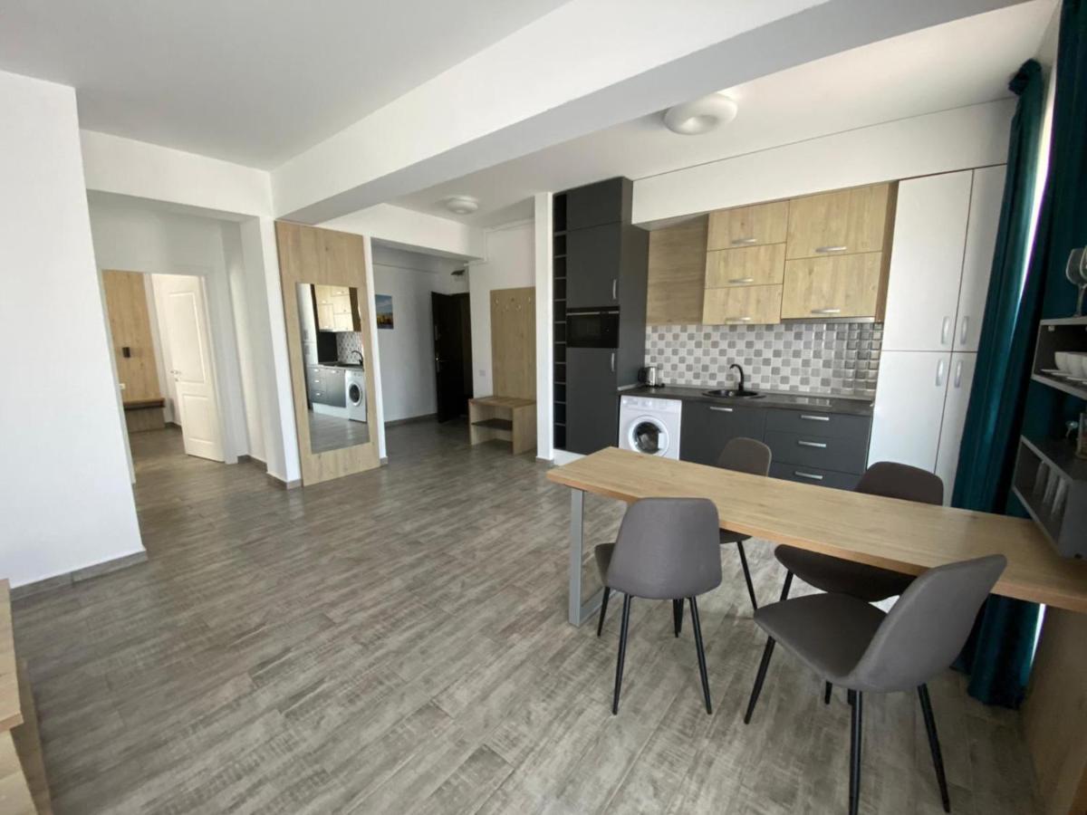 Apartament Ella C&C Residence Năvodari Zewnętrze zdjęcie